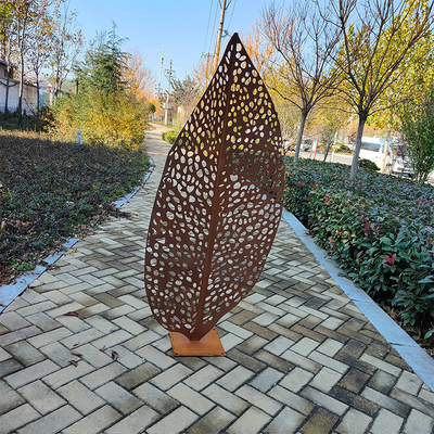 300mm Corten Steel Sculpture SGS Metal Yard Art For Parks